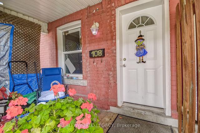 108 Gibson Ave, House semidetached with 3 bedrooms, 2 bathrooms and 1 parking in Hamilton ON | Image 21
