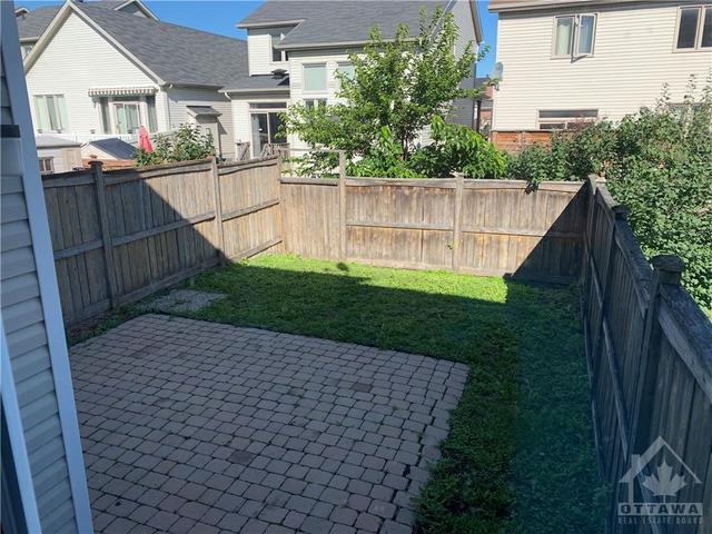 206 Portrush Avenue, Townhouse with 3 bedrooms, 3 bathrooms and 2 parking in Ottawa ON | Image 27