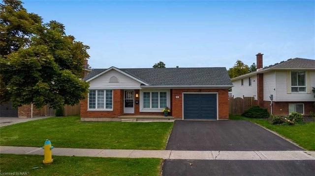 57 Mcdonagh Cres, House detached with 3 bedrooms, 2 bathrooms and 3 parking in Thorold ON | Image 1
