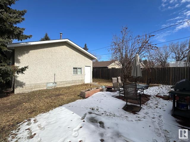 10914 66 Av Nw, House detached with 4 bedrooms, 2 bathrooms and null parking in Edmonton AB | Image 34