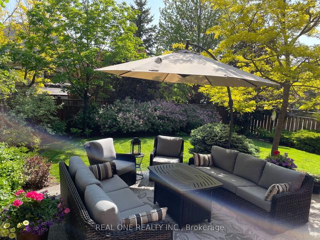 1154 Kestell Blvd, House detached with 4 bedrooms, 4 bathrooms and 4 parking in Oakville ON | Image 32