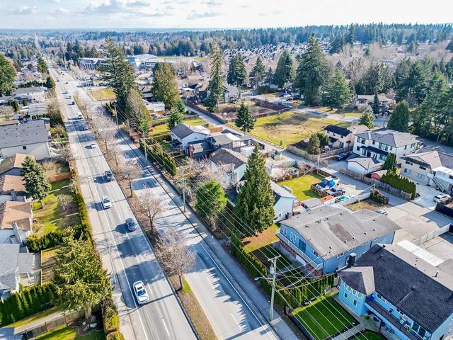 13076 64 Avenue, House detached with 5 bedrooms, 5 bathrooms and 9 parking in Surrey BC | Image 4