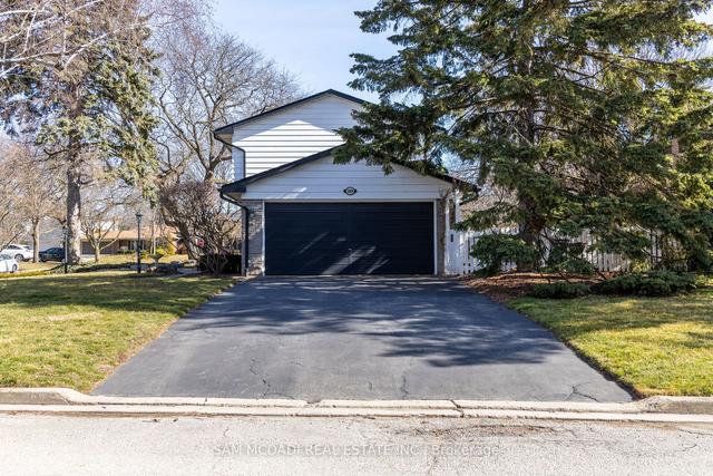 369 Monica Cres, House detached with 4 bedrooms, 4 bathrooms and 6 parking in Burlington ON | Image 23