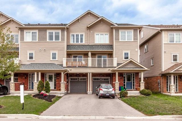 68 Tabaret Cres N, House attached with 2 bedrooms, 2 bathrooms and 3 parking in Oshawa ON | Image 1