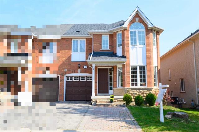 90 Red River Cres E, House semidetached with 3 bedrooms, 4 bathrooms and 3 parking in Newmarket ON | Image 1