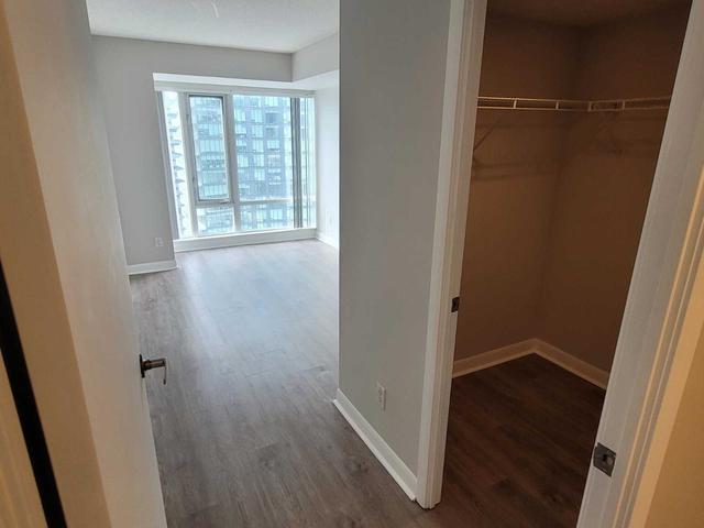 2506 - 210 Victoria St, Condo with 1 bedrooms, 1 bathrooms and 1 parking in Toronto ON | Image 6