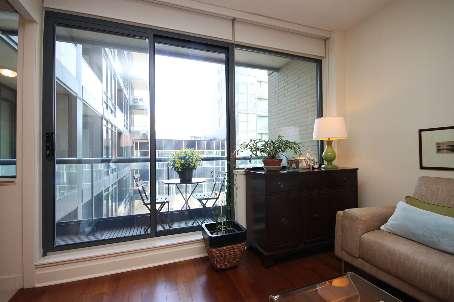 820 - 438 King St W, Condo with 1 bedrooms, 2 bathrooms and 1 parking in Toronto ON | Image 8