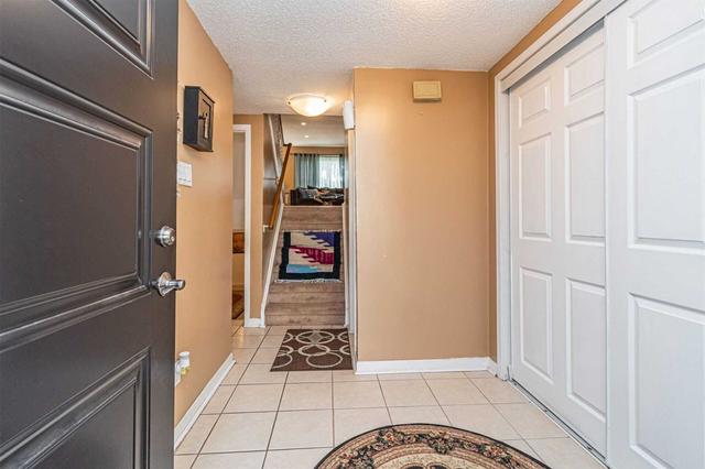 2350 Coldstream Dr, House detached with 3 bedrooms, 2 bathrooms and 3 parking in Burlington ON | Image 25