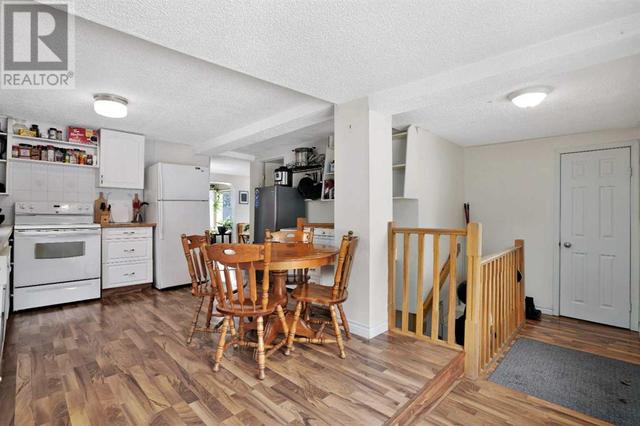 5111 47 Avenue, House detached with 2 bedrooms, 2 bathrooms and 4 parking in Sylvan Lake AB | Image 8
