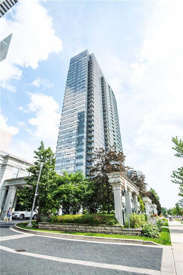 1512 - 15 Greenview Ave, Condo with 2 bedrooms, 2 bathrooms and 1 parking in Toronto ON | Image 1