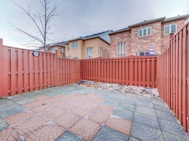 416 Aspendale Cres, House attached with 3 bedrooms, 3 bathrooms and 1 parking in Mississauga ON | Image 16
