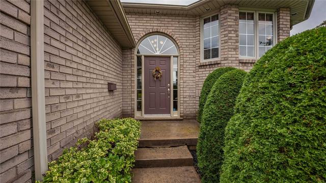34 Anastasia Cres, House detached with 1 bedrooms, 2 bathrooms and 3 parking in Brantford ON | Image 36