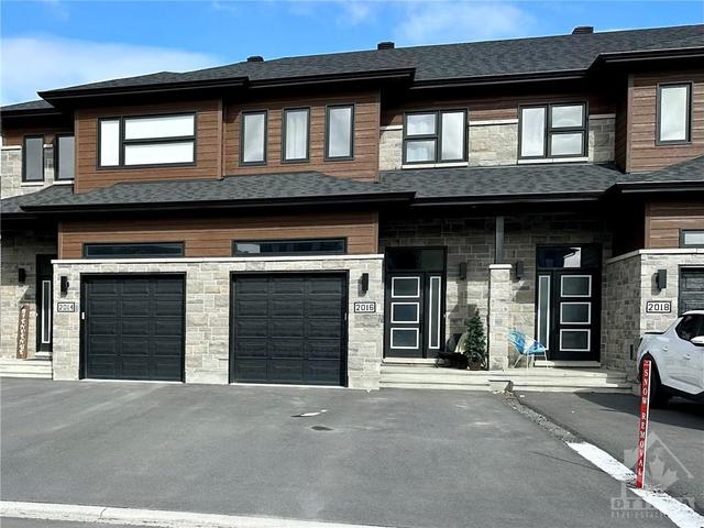 2016 Berne Street, Townhouse with 3 bedrooms, 3 bathrooms and 2 parking in Russell ON | Image 1
