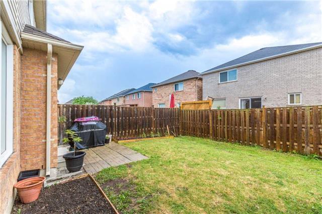 9 Jessop Dr, House semidetached with 3 bedrooms, 3 bathrooms and 3 parking in Brampton ON | Image 20