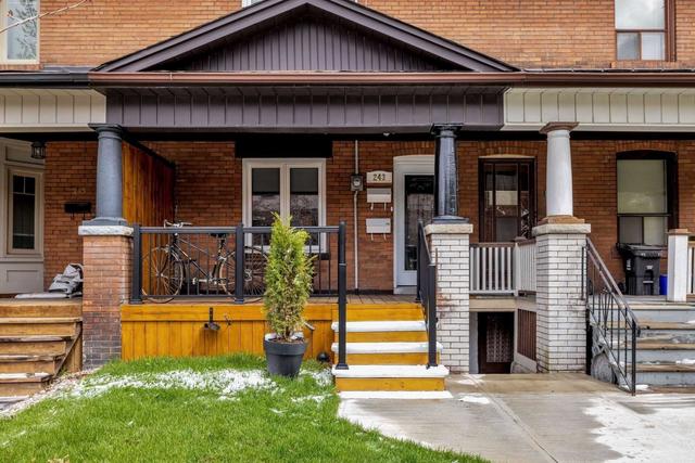 243 Gilmour Ave, House attached with 3 bedrooms, 2 bathrooms and 2 parking in Toronto ON | Image 12