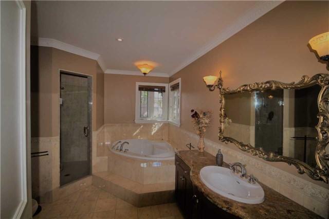 33 Noranda Dr, House detached with 4 bedrooms, 6 bathrooms and 5 parking in Toronto ON | Image 12