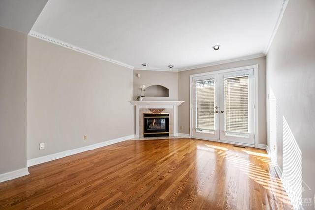 393 Mackay Street, Townhouse with 3 bedrooms, 3 bathrooms and 1 parking in Ottawa ON | Image 7