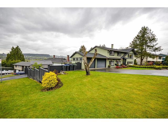1310 Eastern Drive, House detached with 6 bedrooms, 3 bathrooms and null parking in Port Coquitlam BC | Image 39