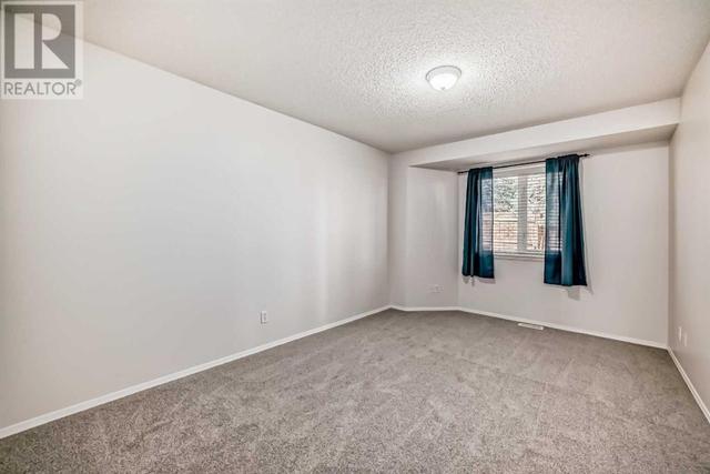 90 Valley Ridge Heights Nw, House attached with 2 bedrooms, 3 bathrooms and 4 parking in Calgary AB | Image 14