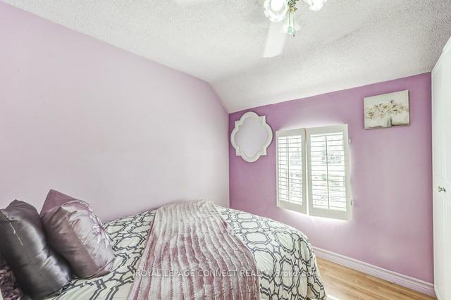 228 Park Rd N, House detached with 3 bedrooms, 1 bathrooms and 6 parking in Oshawa ON | Image 18