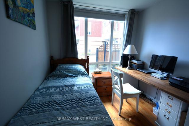 107 - 455 Rosewell Ave, Condo with 2 bedrooms, 2 bathrooms and 2 parking in Toronto ON | Image 5