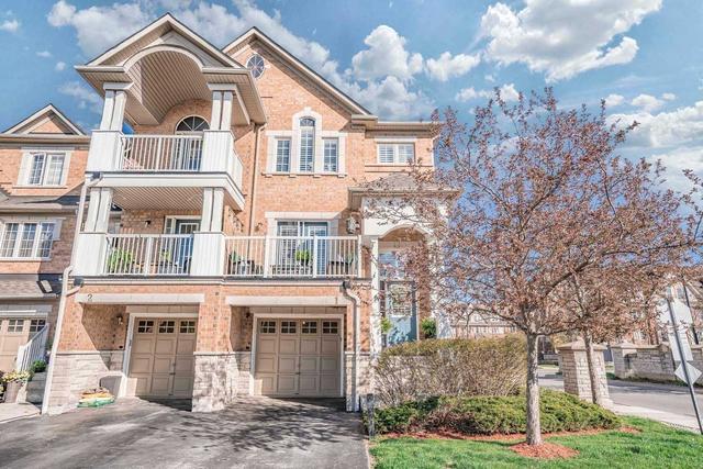 01 - 601 Shoreline Dr, Townhouse with 3 bedrooms, 4 bathrooms and 2 parking in Mississauga ON | Image 1