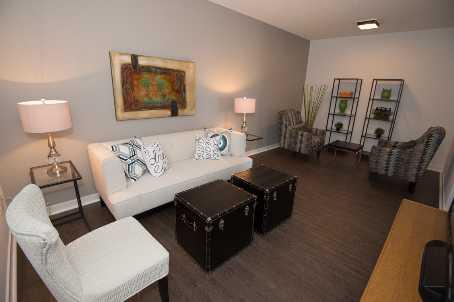 th08 - 33 Singer Crt, Condo with 2 bedrooms, 3 bathrooms and 1 parking in Toronto ON | Image 2