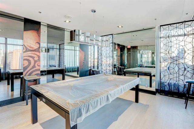 803 - 199 Richmond St W, Condo with 1 bedrooms, 1 bathrooms and 0 parking in Toronto ON | Image 9