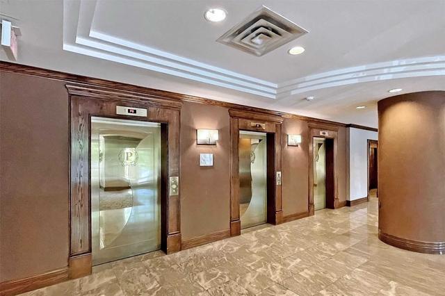 603 - 1 Pemberton Ave, Condo with 1 bedrooms, 1 bathrooms and 1 parking in Toronto ON | Image 2