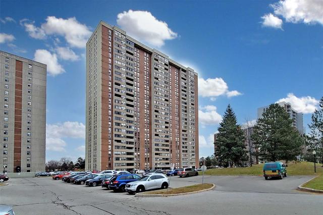 1712 - 18 Knight Bridge Rd, Condo with 3 bedrooms, 2 bathrooms and 1 parking in Brampton ON | Image 1