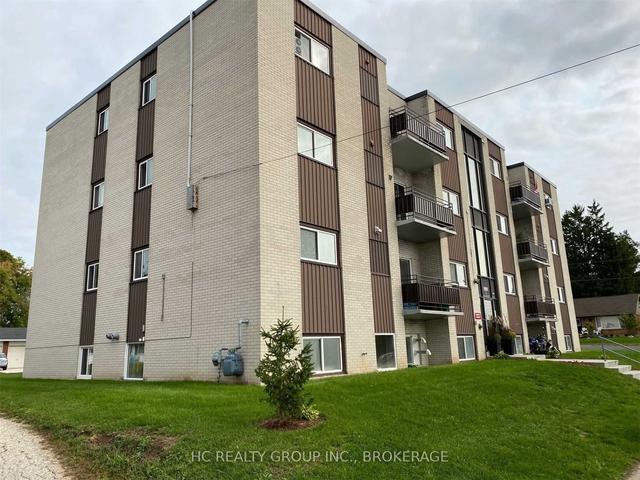 3 - 591 12th St, Condo with 2 bedrooms, 1 bathrooms and 1 parking in Hanover ON | Image 1