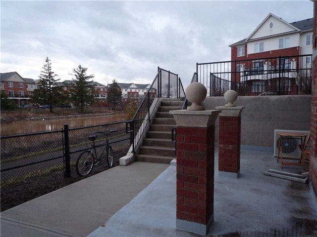 6 - 35 Hays Blvd, Townhouse with 2 bedrooms, 2 bathrooms and 1 parking in Oakville ON | Image 12