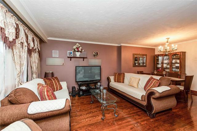 110 Navenby Cres, House semidetached with 4 bedrooms, 3 bathrooms and 6 parking in Toronto ON | Image 15