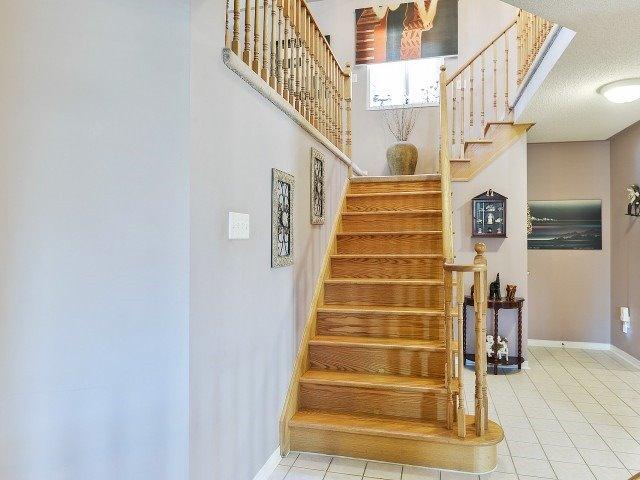 81 Pebblestone Circ, House detached with 4 bedrooms, 3 bathrooms and 4 parking in Brampton ON | Image 16