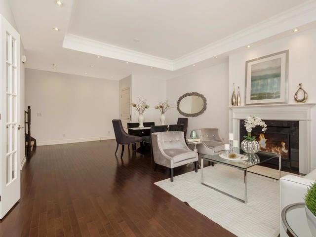 Th19 - 21 Burkebrook Pl, Townhouse with 3 bedrooms, 3 bathrooms and 2 parking in Toronto ON | Image 5