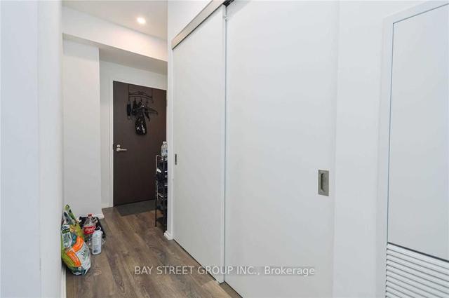 1105 - 197 Yonge St, Condo with 1 bedrooms, 1 bathrooms and 0 parking in Toronto ON | Image 8
