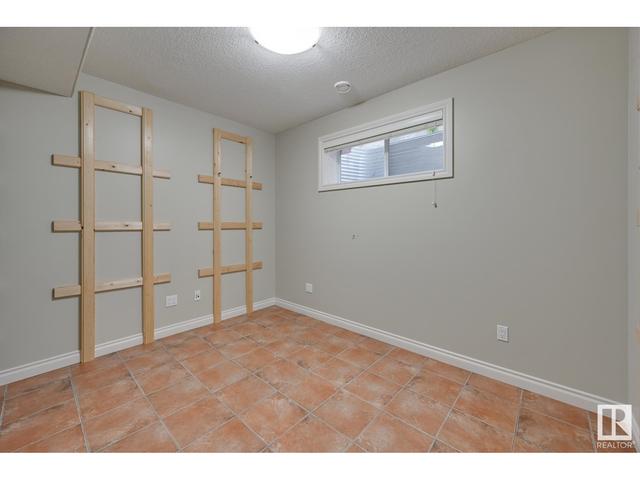 822 Massey Ld Nw, House detached with 3 bedrooms, 2 bathrooms and 5 parking in Edmonton AB | Image 32