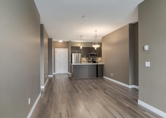 312 - 28 Auburn Bay Link Se, Condo with 2 bedrooms, 2 bathrooms and 2 parking in Calgary AB | Image 9