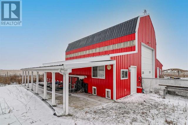 241063 Alberta 24, House detached with 4 bedrooms, 3 bathrooms and 6 parking in Wheatland County AB | Image 29