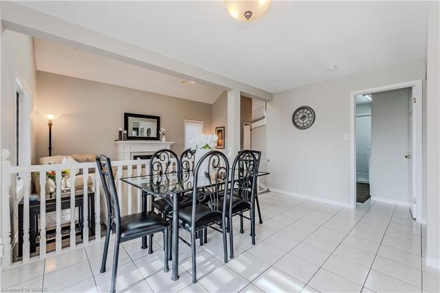27 Gregg Court, House detached with 4 bedrooms, 3 bathrooms and 4 parking in Kitchener ON | Image 4