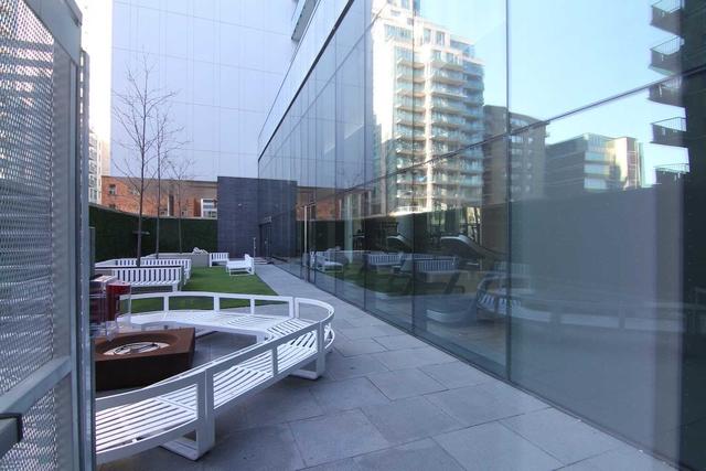 303 - 185 Roehampton Ave, Condo with 2 bedrooms, 2 bathrooms and 0 parking in Toronto ON | Image 17