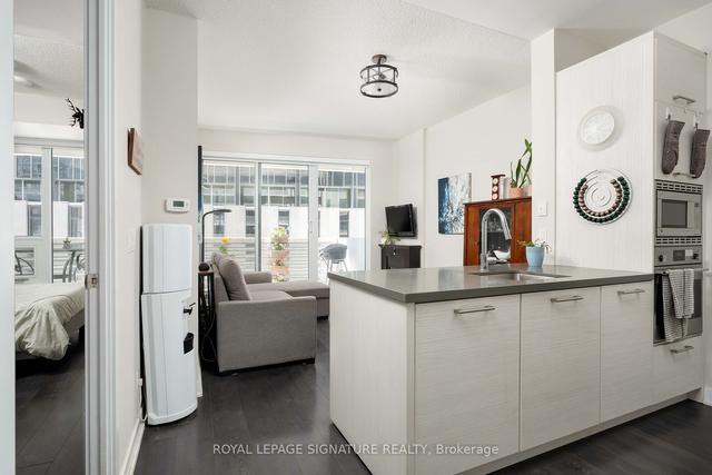 312 - 2221 Yonge St, Condo with 1 bedrooms, 2 bathrooms and 1 parking in Toronto ON | Image 1