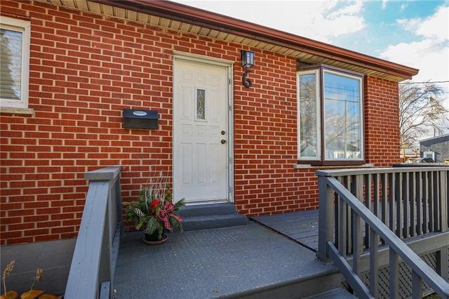 upper - 6 Homewood Avenue, House detached with 3 bedrooms, 1 bathrooms and 3 parking in St. Catharines ON | Image 2