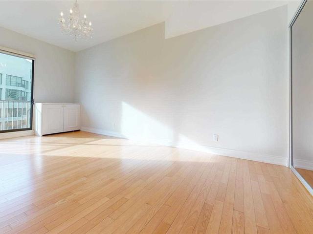 ph3504 - 33 Harbour Sq, Condo with 3 bedrooms, 3 bathrooms and 1 parking in Toronto ON | Image 22