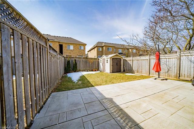 2450 Shadow Court N, House attached with 3 bedrooms, 3 bathrooms and 3 parking in Oakville ON | Image 29