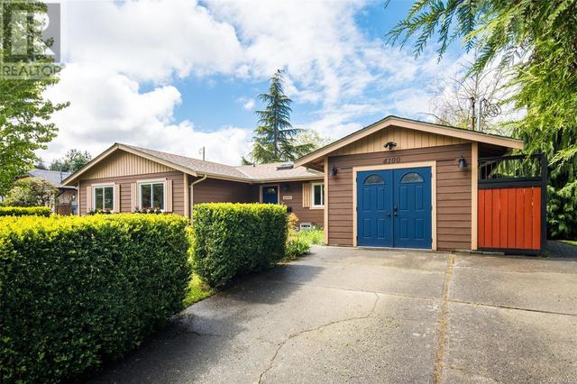 4100 Interurban Rd, House detached with 3 bedrooms, 2 bathrooms and 2 parking in Saanich BC | Image 8