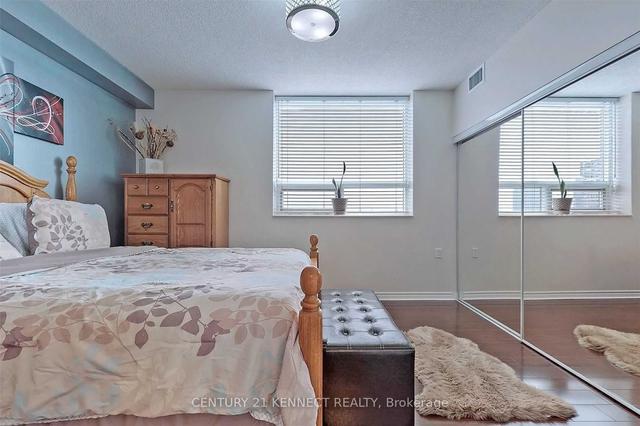 1203 - 200 Burnhamthorpe Rd E, Condo with 2 bedrooms, 2 bathrooms and 1 parking in Mississauga ON | Image 7
