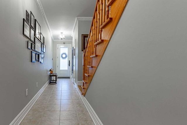41 Arco Circ, House semidetached with 3 bedrooms, 4 bathrooms and 4 parking in Vaughan ON | Image 36