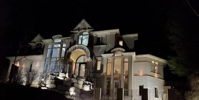 2014 Heartwood Crt, House detached with 4 bedrooms, 6 bathrooms and 6 parking in Mississauga ON | Image 12