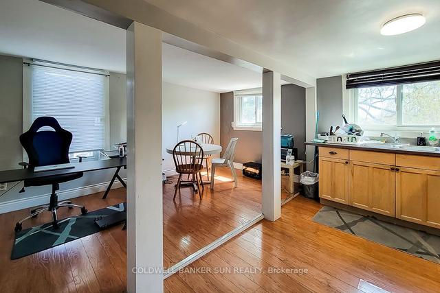 49 East 7th St, House semidetached with 3 bedrooms, 2 bathrooms and 4 parking in Hamilton ON | Image 22